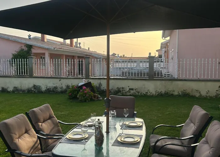 펜션 Maria Vagueira Beachhouse 바고스